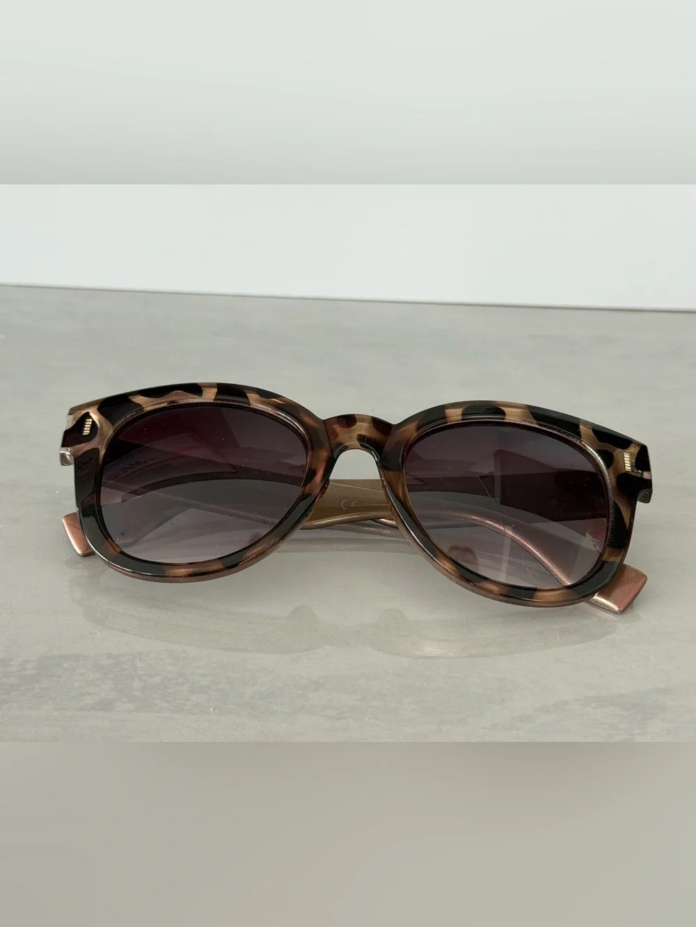 Pretty Leopard Print Sunglasses by Laundry